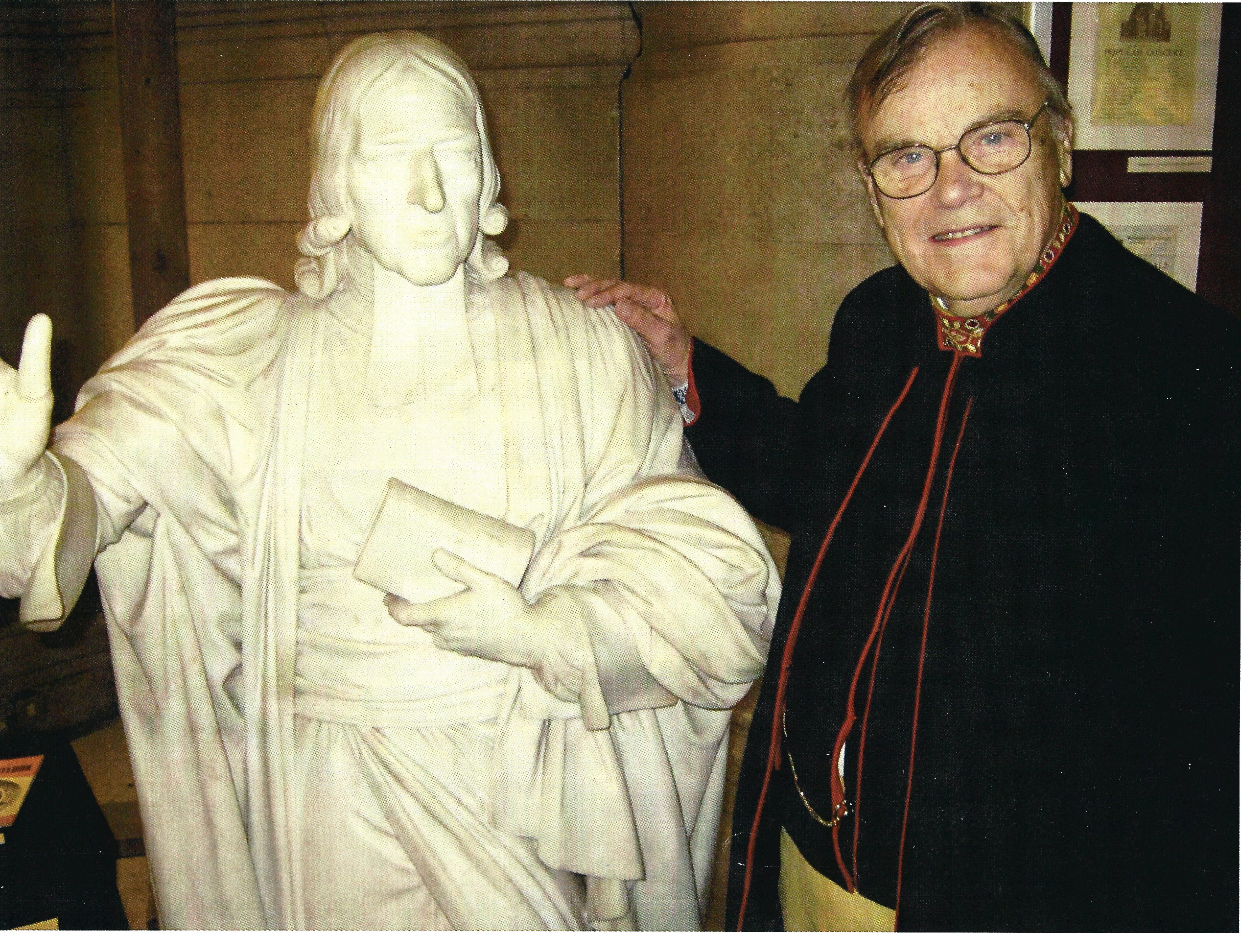 John med John Wesley London maj 2012